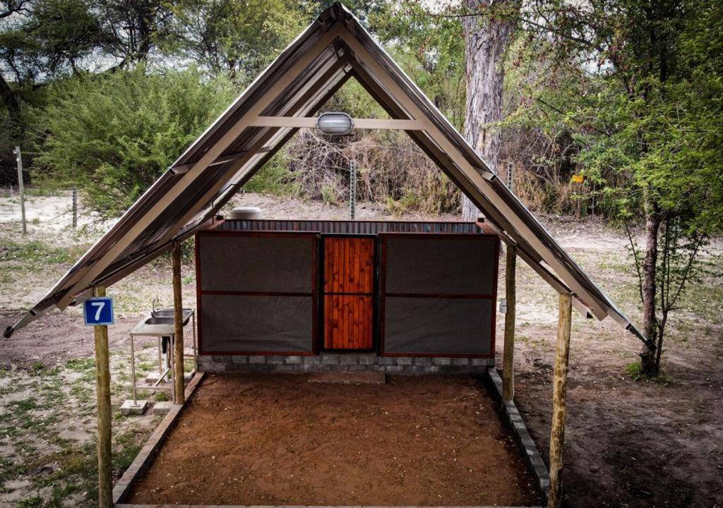 Sitatunga Campsite Маун Экстерьер фото