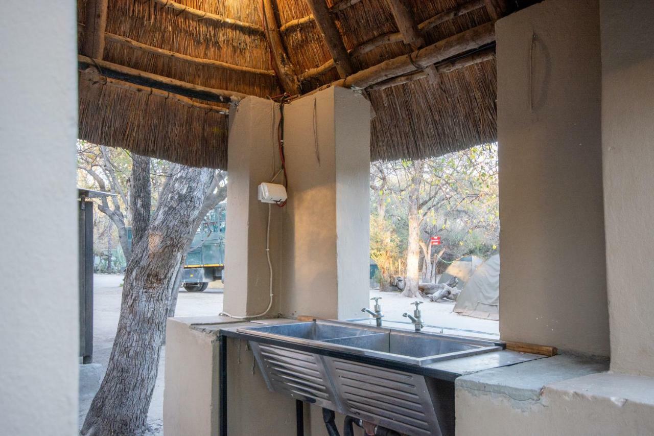 Sitatunga Campsite Маун Экстерьер фото