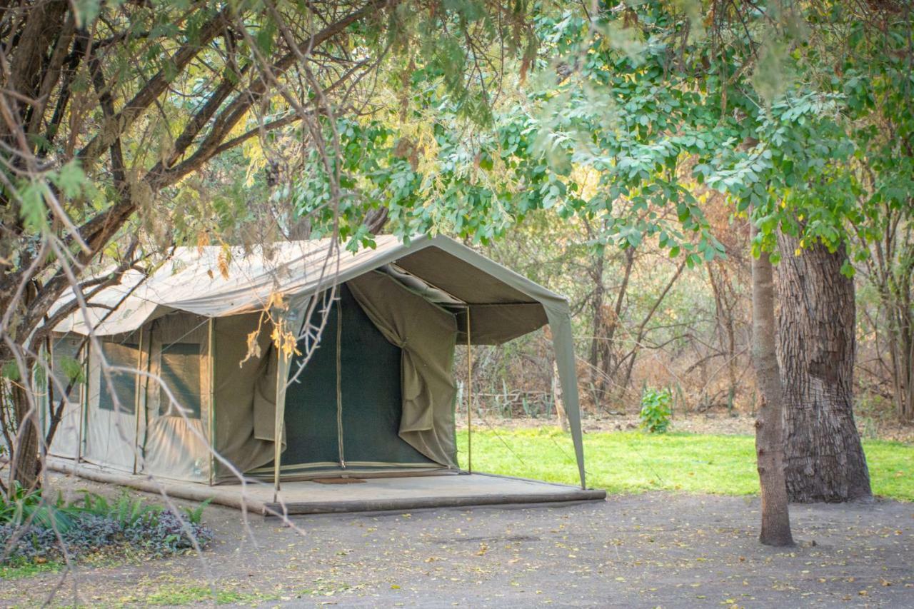 Sitatunga Campsite Маун Экстерьер фото